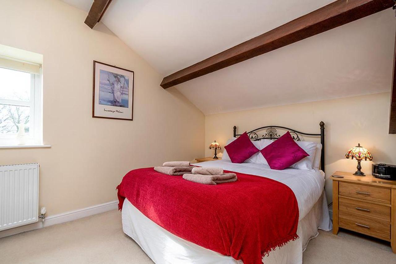 Tregarnedd Cottage スランゲヴニ エクステリア 写真